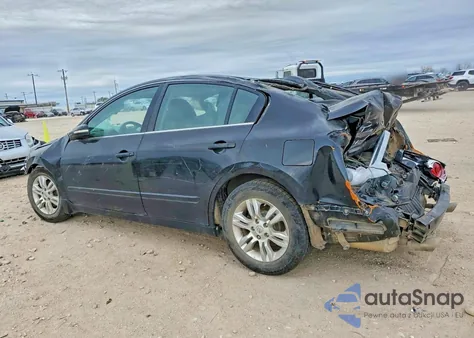 2010 Nissan Altima Base z USA, uszkodzony, nr VIN 1N4AL2AP0AN515156